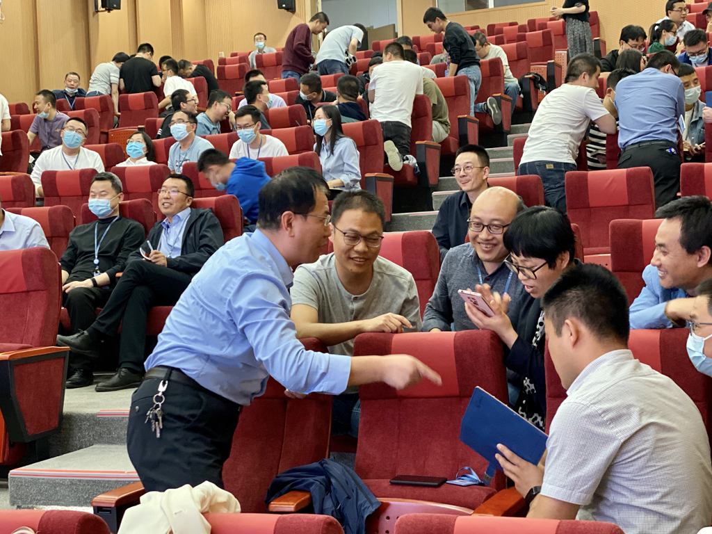 LEwin乐玩微电开展管理文化交流活动